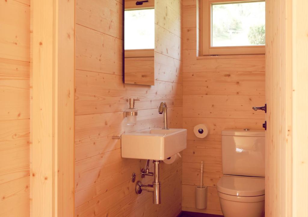 Casalpin Chalets Brand  Bilik gambar